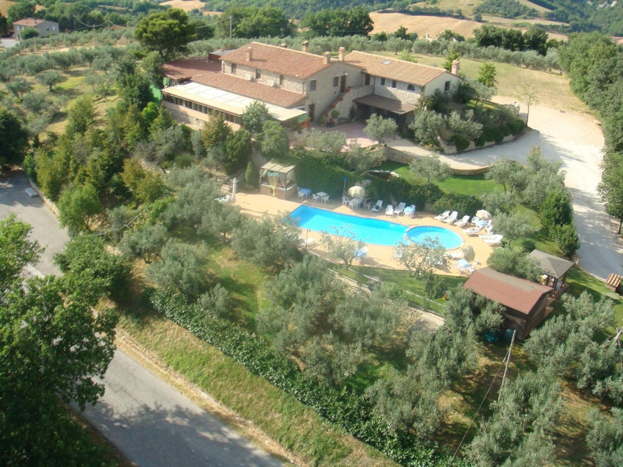 Agriturismo La Casella San Terenziano Ngoại thất bức ảnh